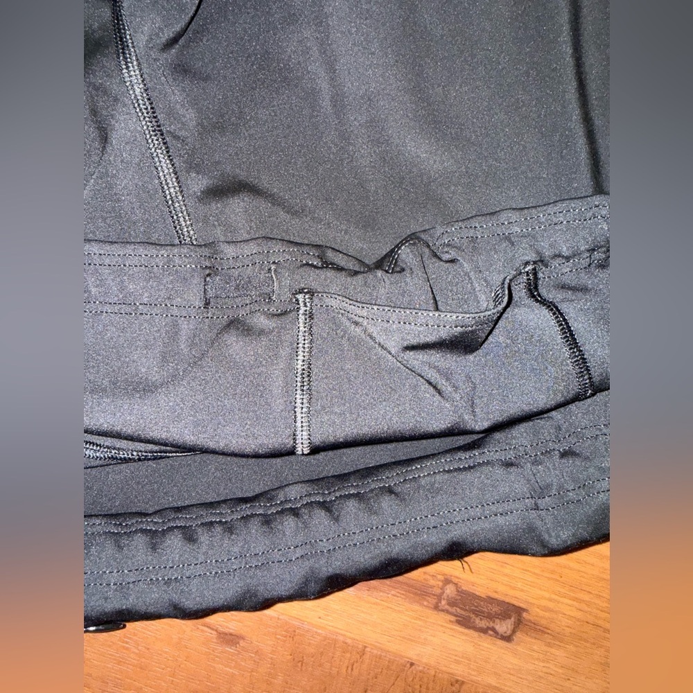 Pristine Athleta Challenge 7/8 Leggings Black High Rise Zip Pocket Size Large - Picture 7 of 10